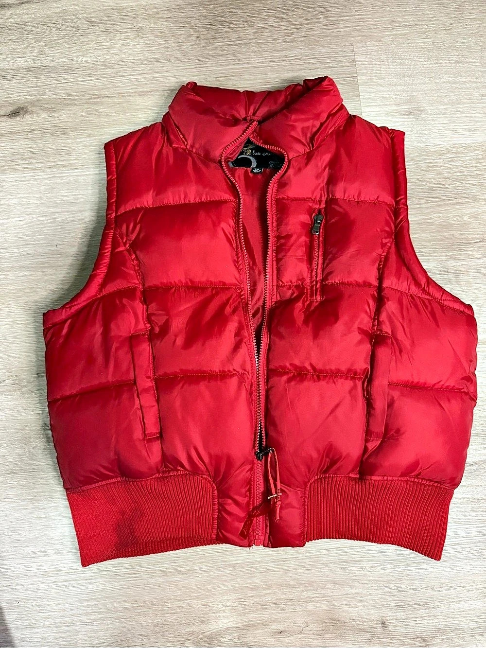 Blue Angel Puffer Vest in Red Size XL